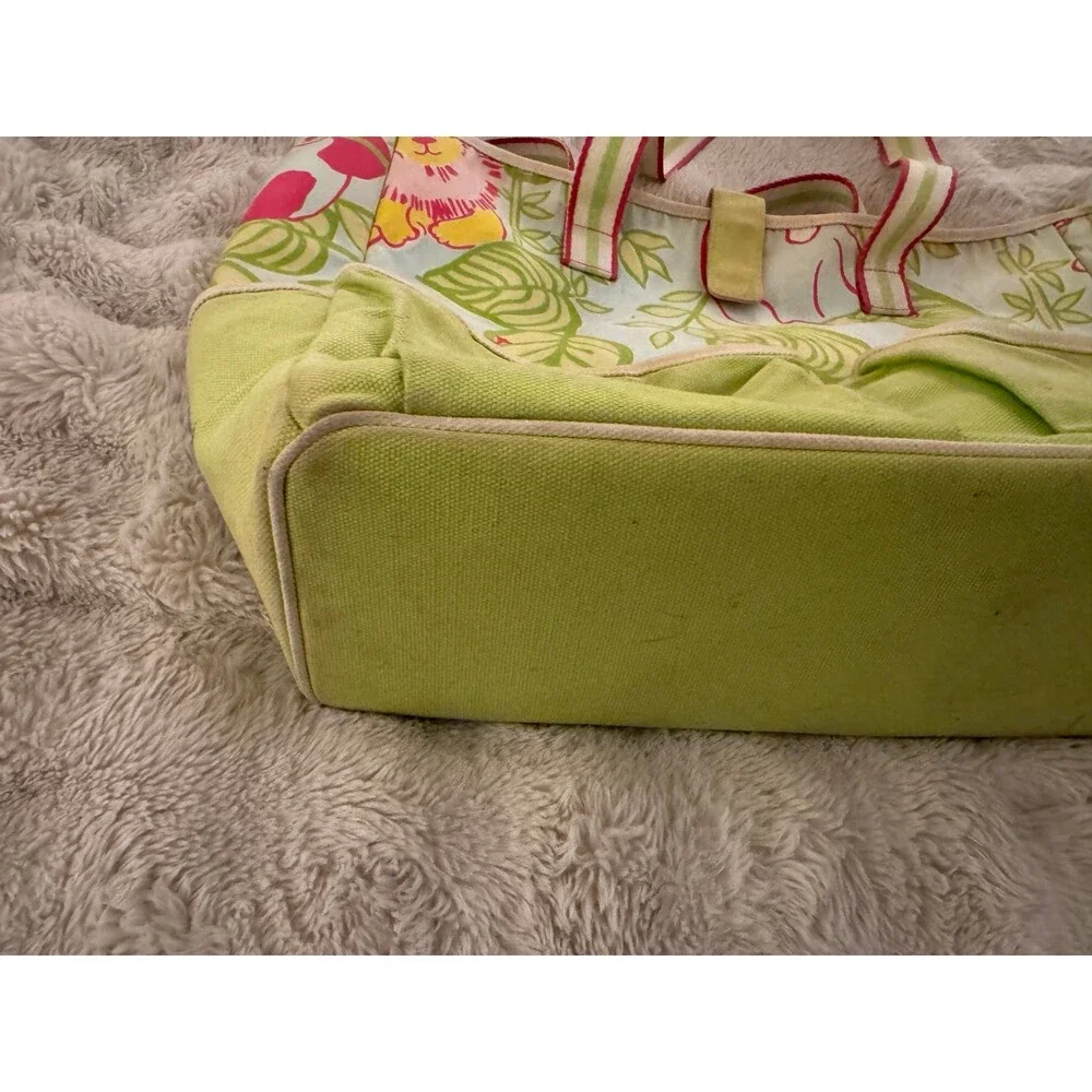 Lilly Pulitzer this lilly